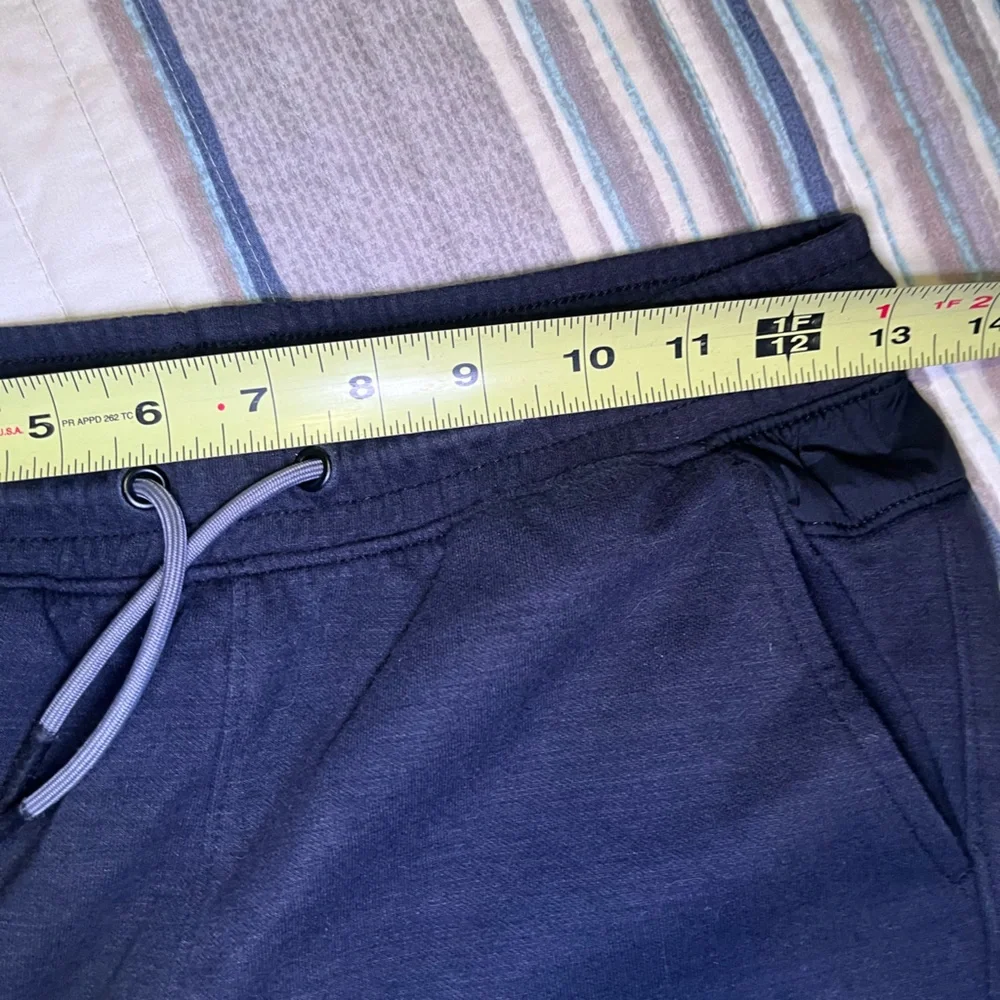 All In Motion Black Joggers Boys Size Large - Picture 8 of 8